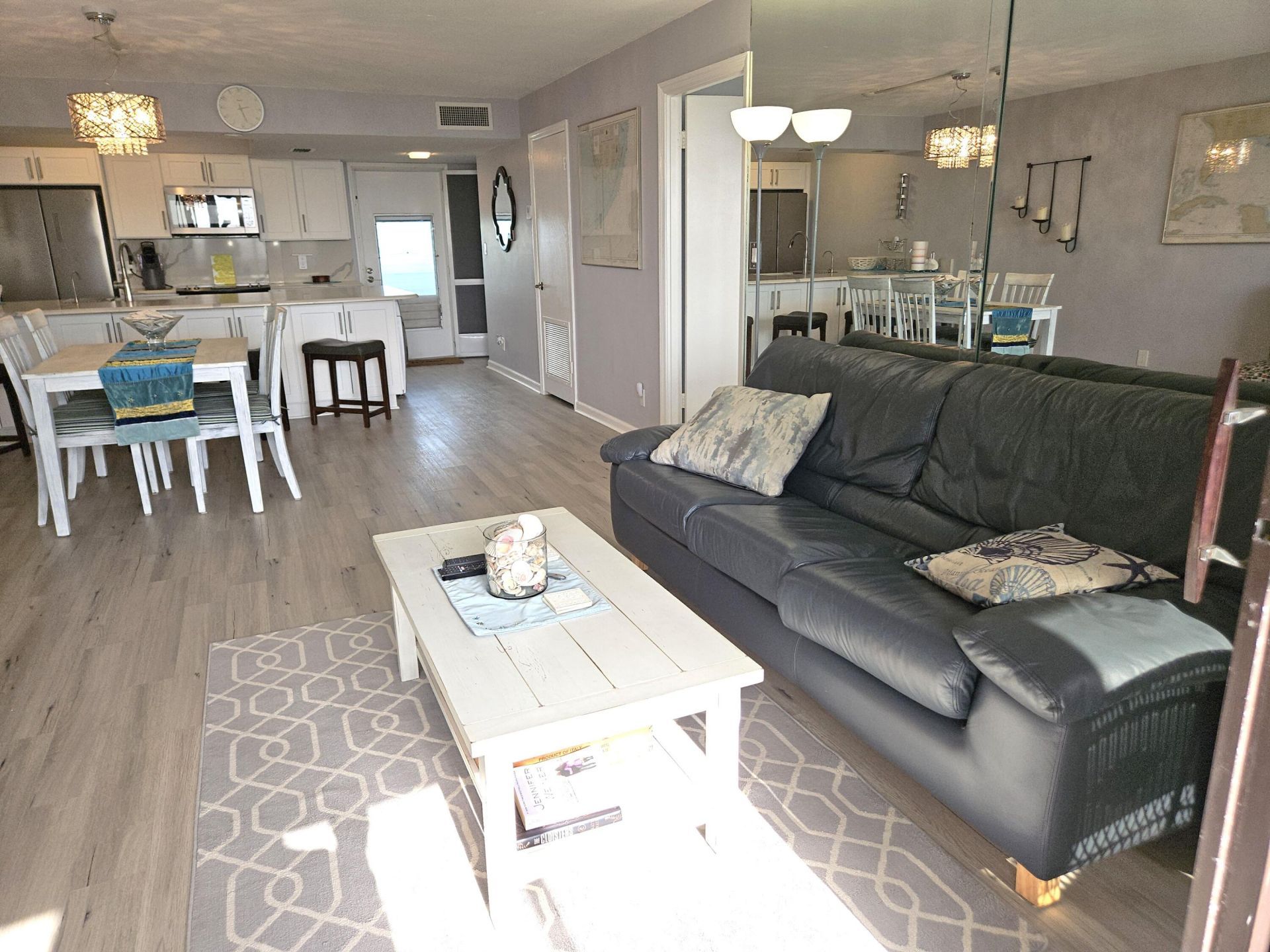1357 NE Ocean Boulevard, Unit 411, Stuart, FL 34996 Photo