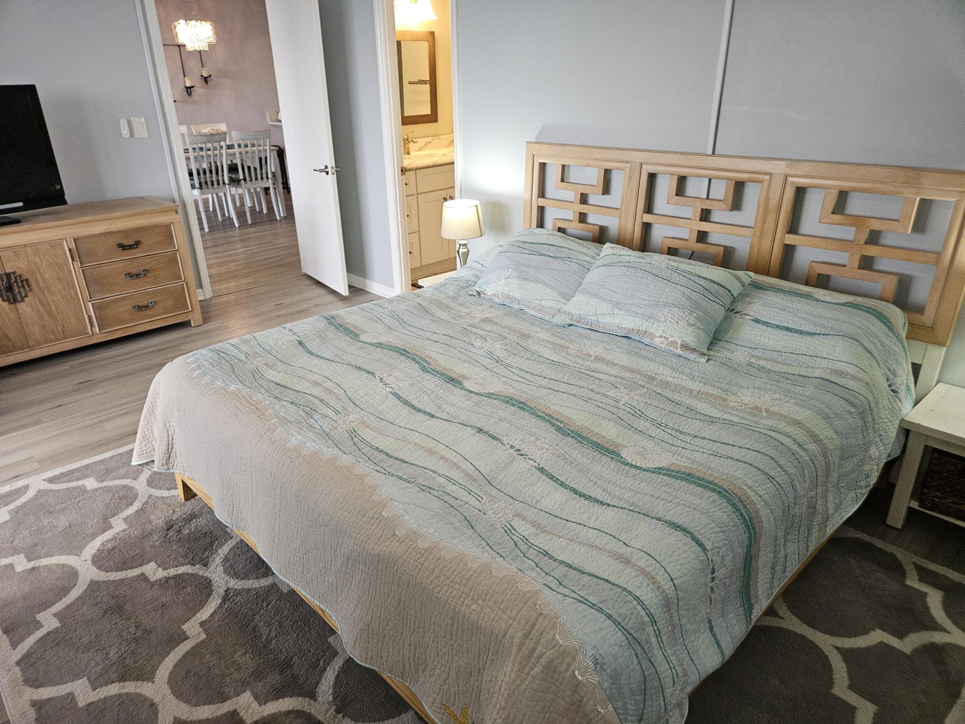 1357 NE Ocean Boulevard, Unit 411, Stuart, FL 34996 Photo