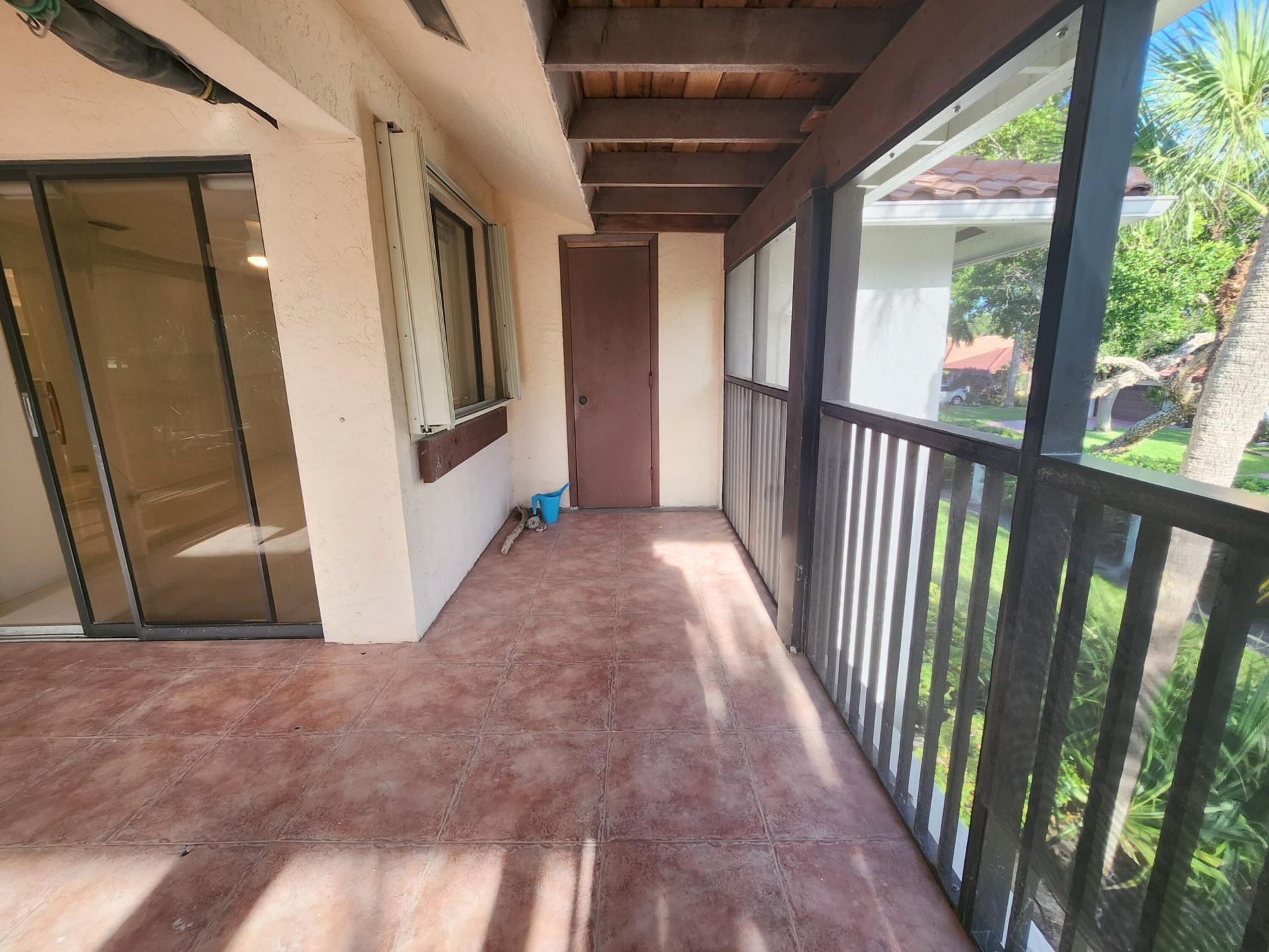 30 Pelican Pointe Drive, Unit 201, Delray Beach, FL 33483 Photo