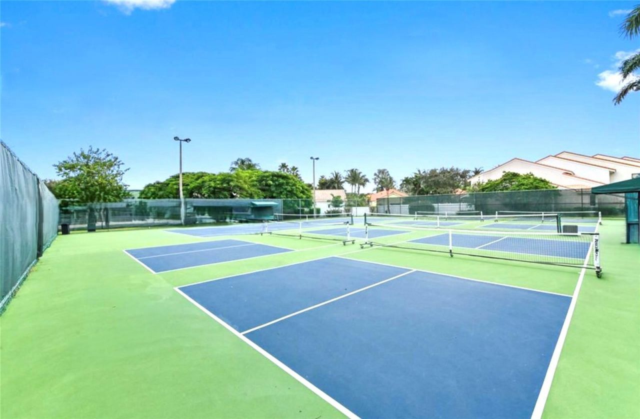 30 Pelican Pointe Drive, Unit 201, Delray Beach, FL 33483 Photo