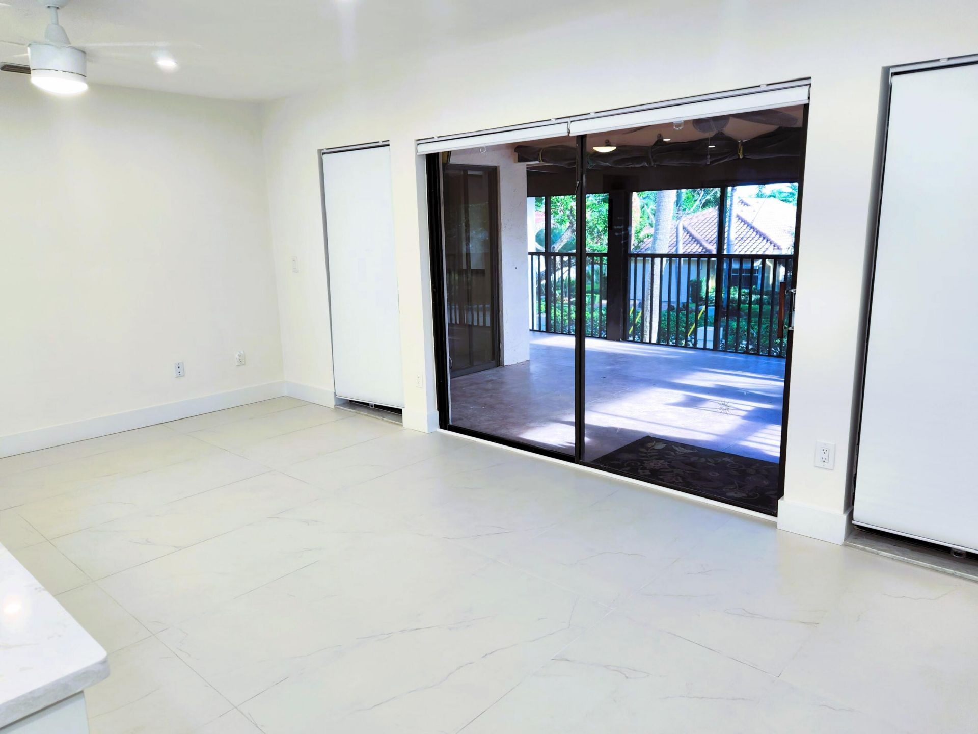 30 Pelican Pointe Drive, Unit 201, Delray Beach, FL 33483 Photo