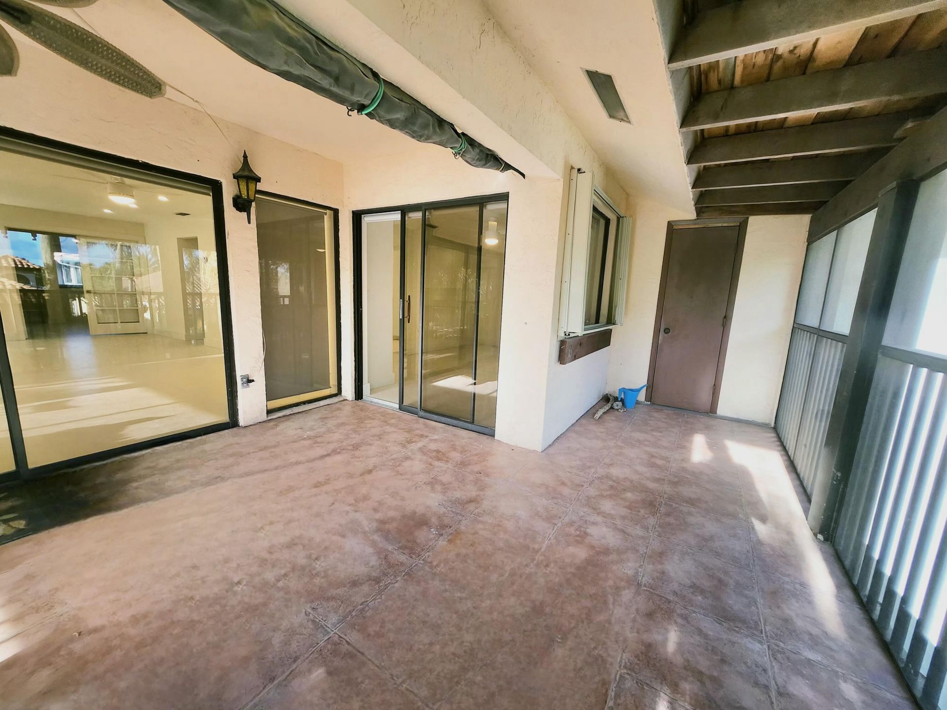 30 Pelican Pointe Drive, Unit 201, Delray Beach, FL 33483 Photo