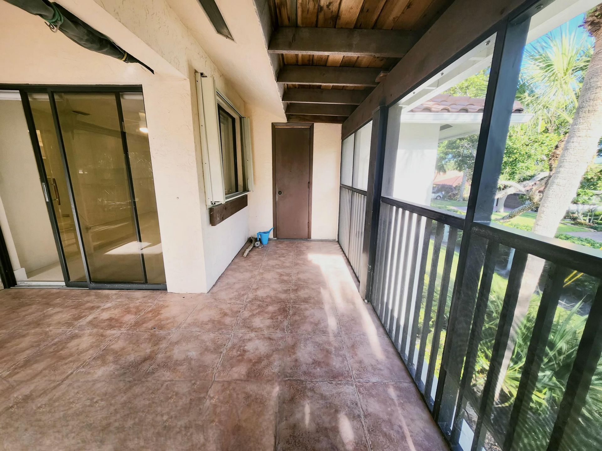 30 Pelican Pointe Drive, Unit 201, Delray Beach, FL 33483 Photo