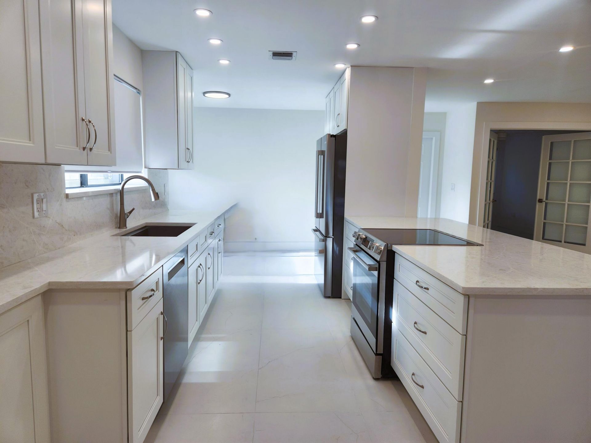30 Pelican Pointe Drive, Unit 201, Delray Beach, FL 33483 Photo