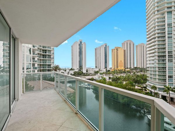 200 SUNNY ISLES Boulevard, Unit 2-806, Sunny Isles Beach, FL 33160