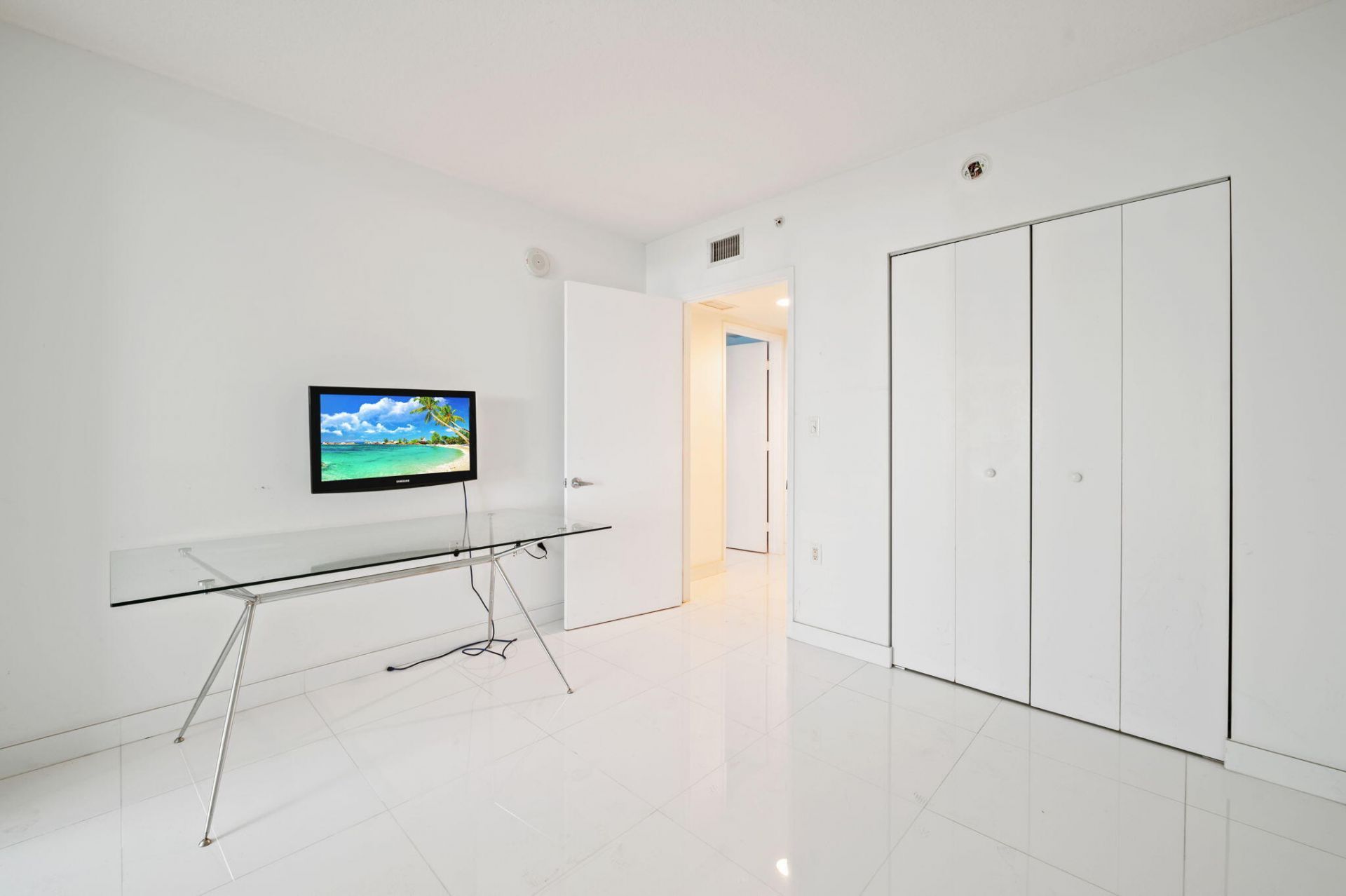 200 Sunny Isles Boulevard, Unit 2-806, Sunny Isles Beach, FL 33160 Photo