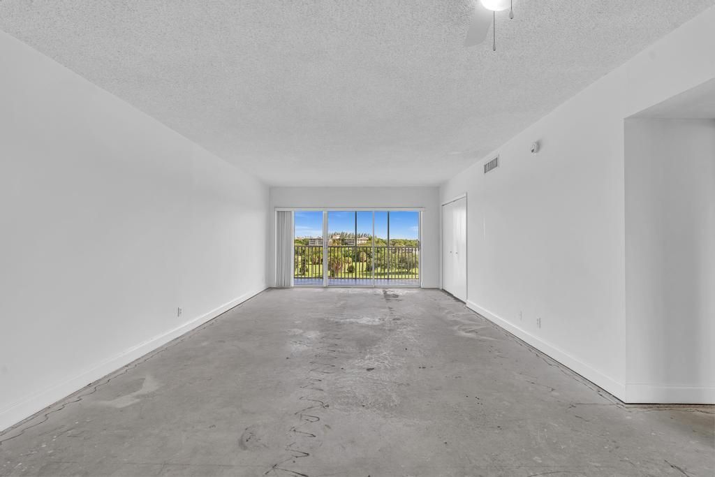 2950 N Palm Aire Drive, Unit 607, Pompano Beach, FL 33069 Photo