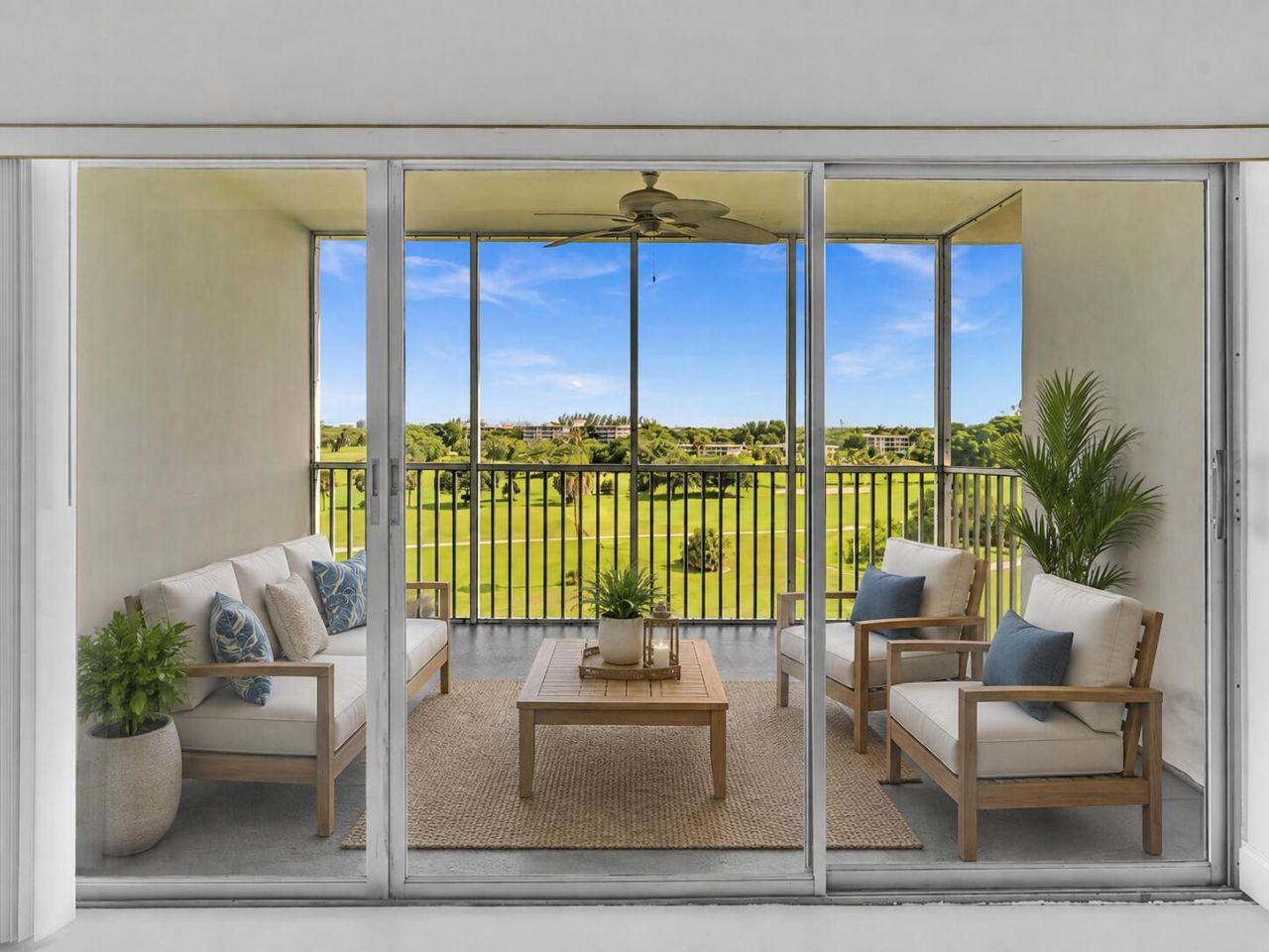2950 N Palm Aire Drive, Unit 607, Pompano Beach, FL 33069 Photo