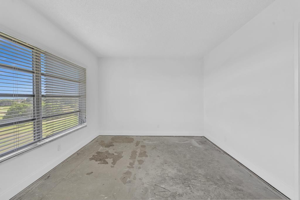 2950 N Palm Aire Drive, Unit 607, Pompano Beach, FL 33069 Photo