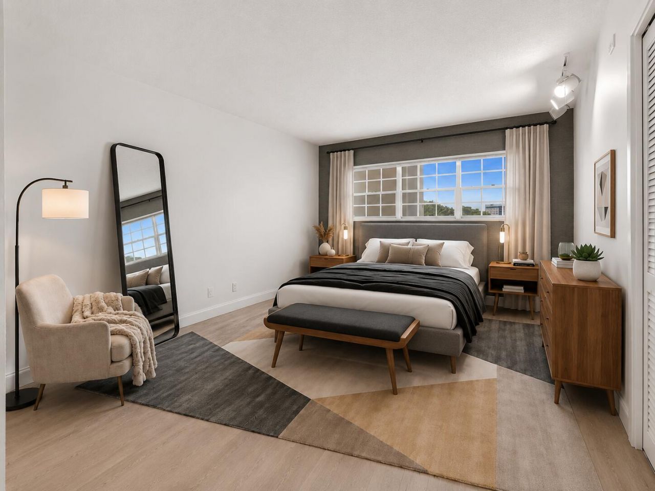 2950 N Palm Aire Drive, Unit 607, Pompano Beach, FL 33069 Photo