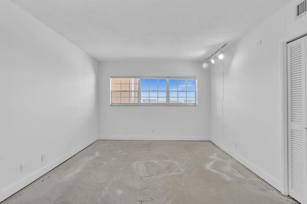 2950 N Palm Aire Drive, Unit 607, Pompano Beach, FL 33069 Photo