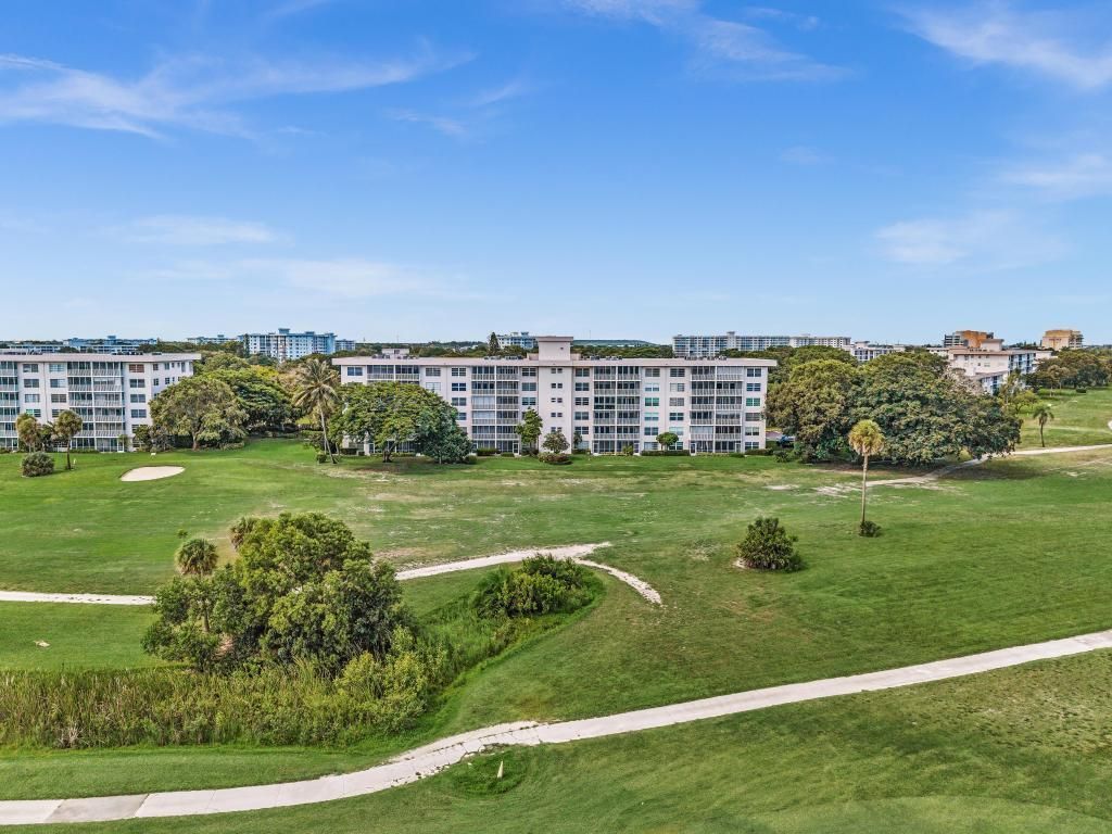 2950 N Palm Aire Drive, Unit 607, Pompano Beach, FL 33069 Photo