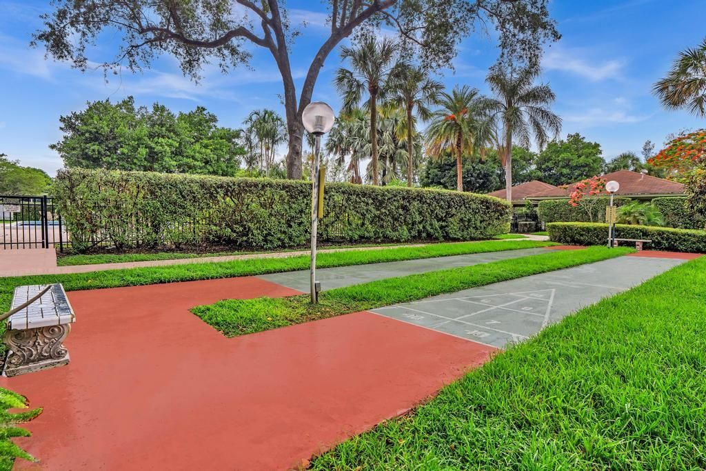 2950 N Palm Aire Drive, Unit 607, Pompano Beach, FL 33069 Photo
