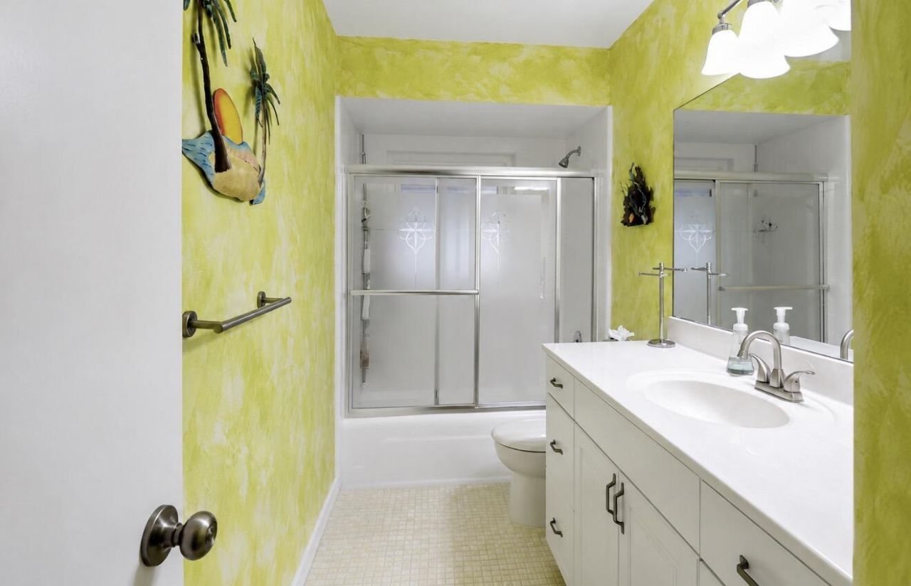 415 SE Calmoso Drive, Port Saint Lucie, FL 34983 Photo