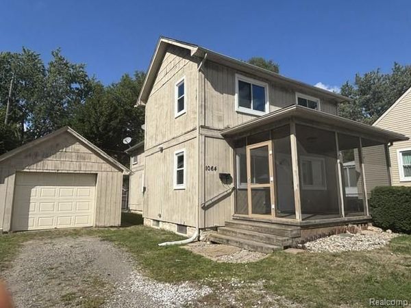 1064 Lakeview Street , Waterford Township, Mi 48328