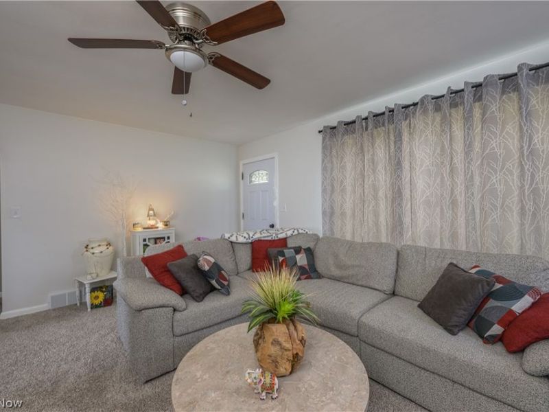 2380 Perry Drive SW, Canton, OH 44706 Photo 15