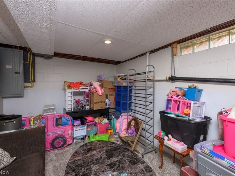 2380 Perry Drive SW, Canton, OH 44706 Photo 21
