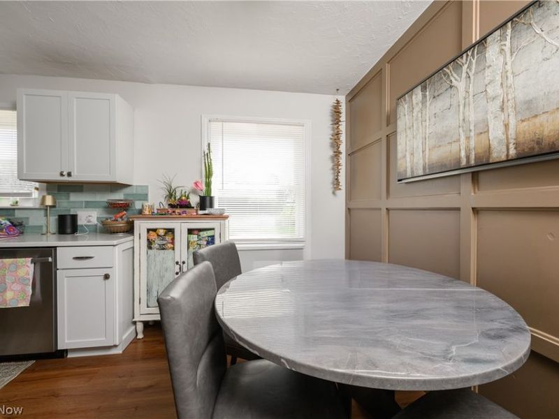2380 Perry Drive SW, Canton, OH 44706 Photo 9