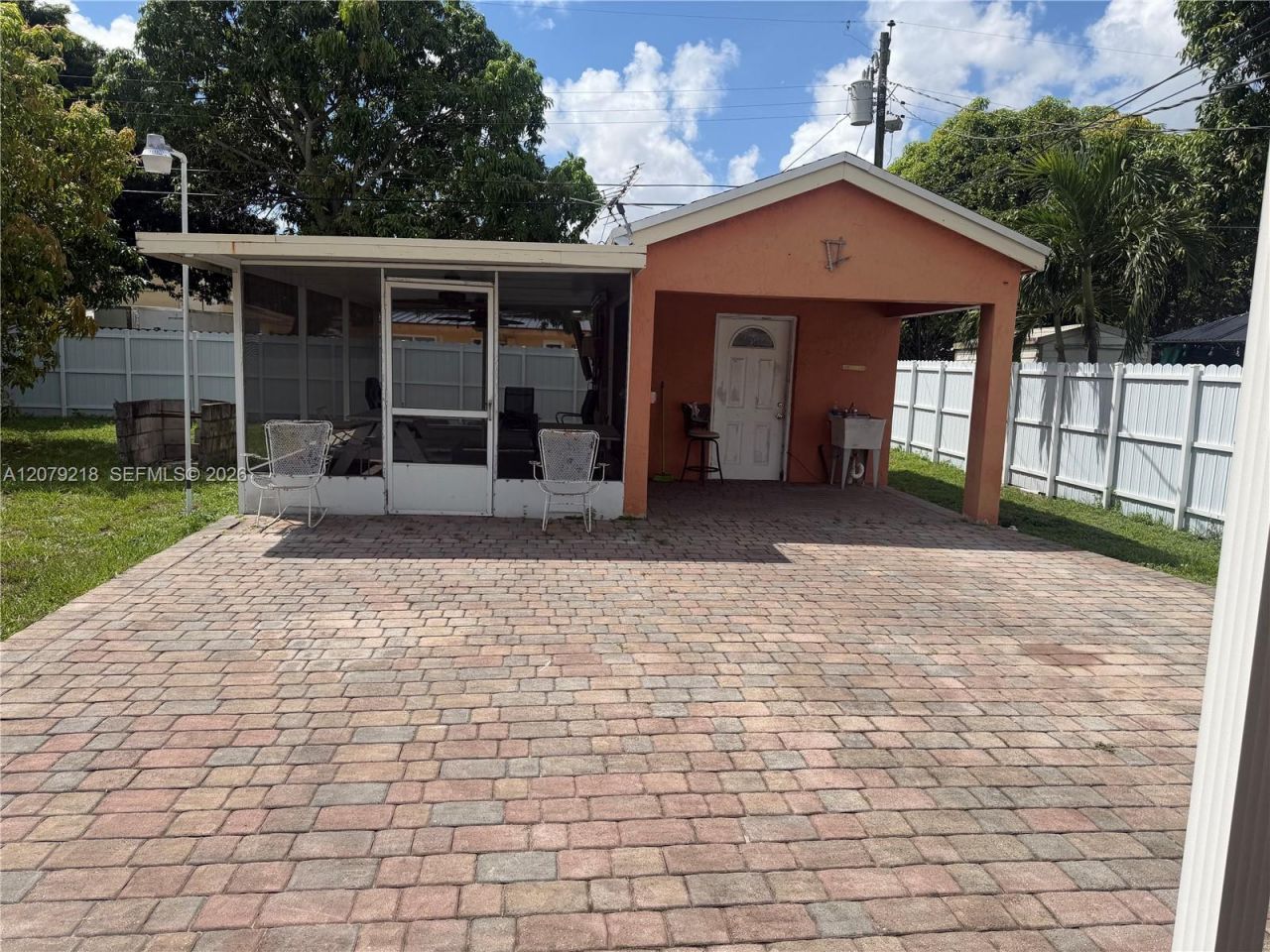 962 E 19th St , Hialeah, FL 33013 Photo