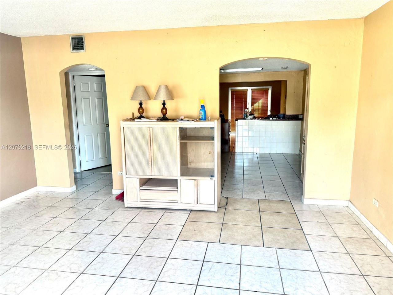 962 E 19th St, Hialeah, FL 33013 Photo