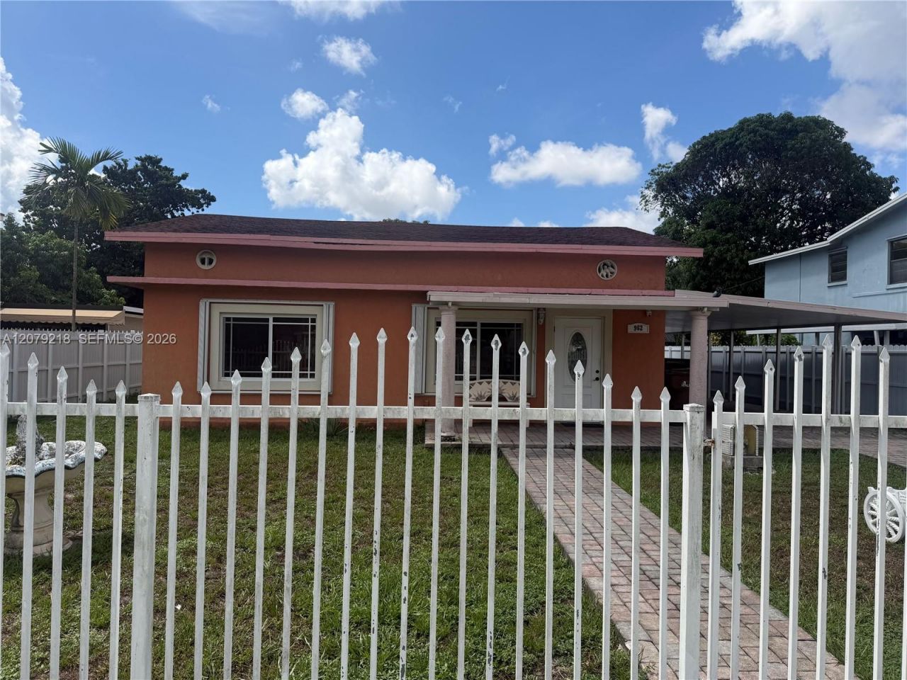 962 E 19th St, Hialeah, FL 33013 Photo