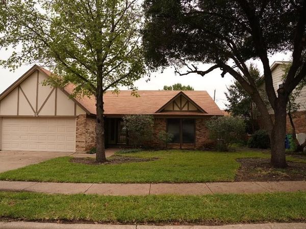 7624 Cedarhill Road, Watauga, TX 76148