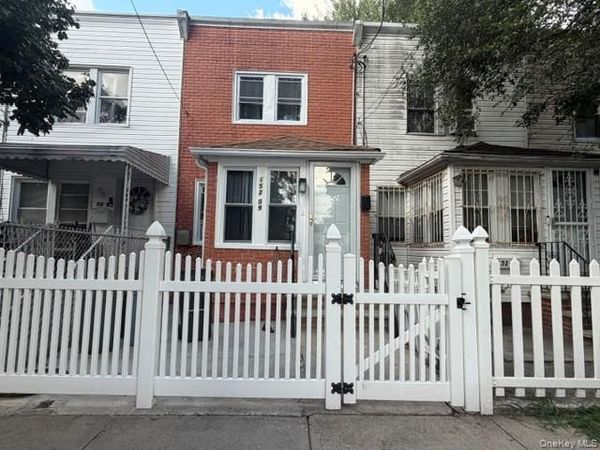 15209 118th Avenue , Jamaica, NY 11434