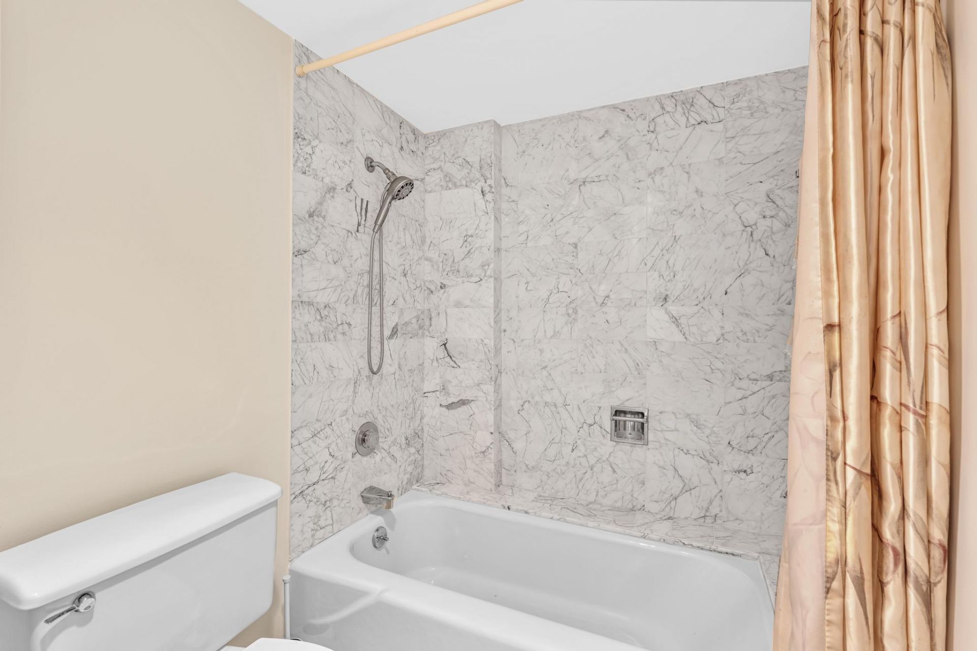 1150 Hillsboro Mile, Unit 914, Hillsboro Beach, FL 33062 Photo