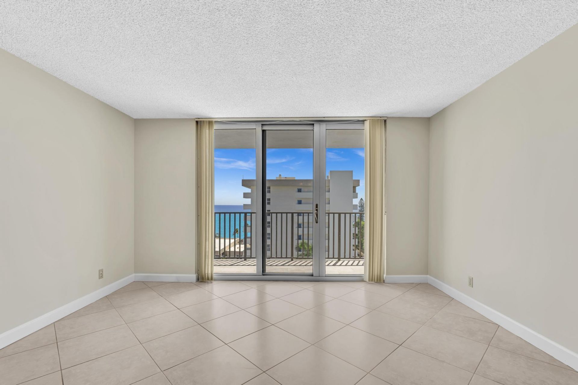 1150 Hillsboro Mile, Unit 914, Hillsboro Beach, FL 33062 Photo