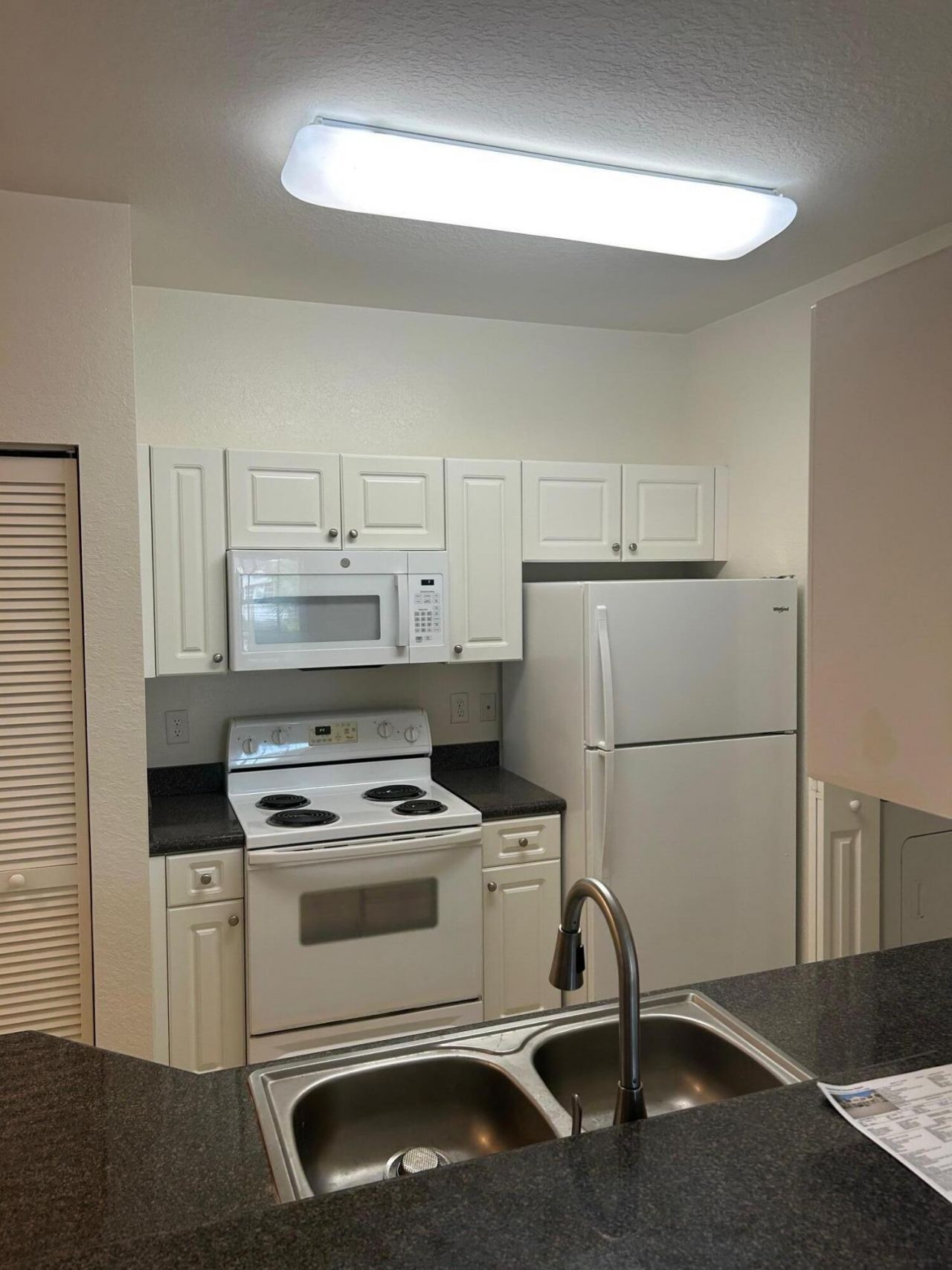 272 SE Kitching Circle, Stuart, FL 34994 Photo