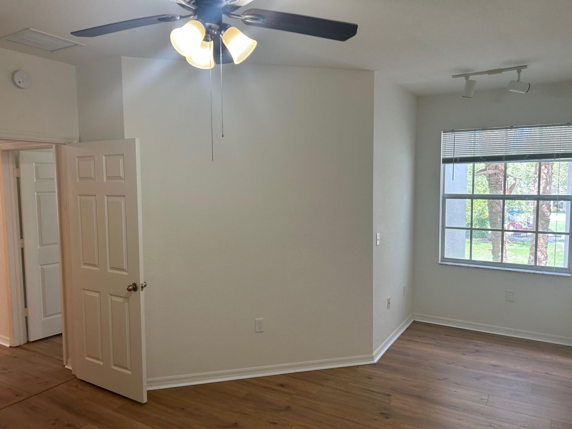 272 SE Kitching Circle, Stuart, FL 34994 Photo