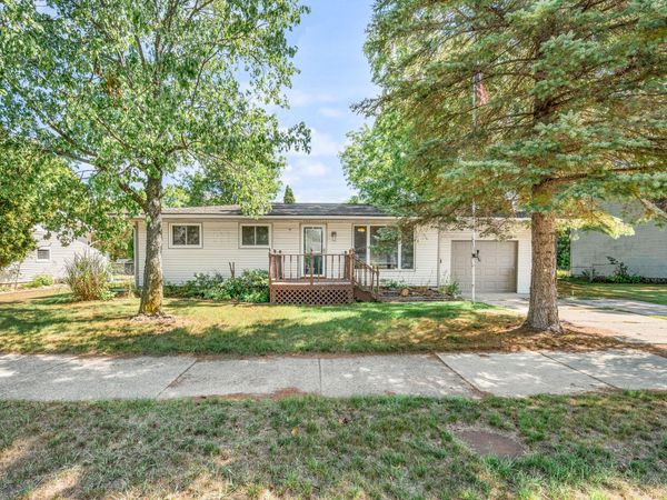 623 Lilac Avenue, Big Rapids, MI 49307