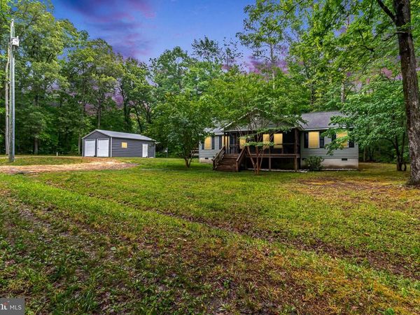 251 BRONSON STREET , HAGUE, VA 22469