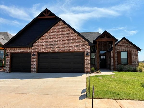 9324 SW 37th Street, Oklahoma City, OK 73179