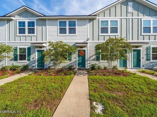 8241 WATERCOURSE Way, Jacksonville, FL 32211