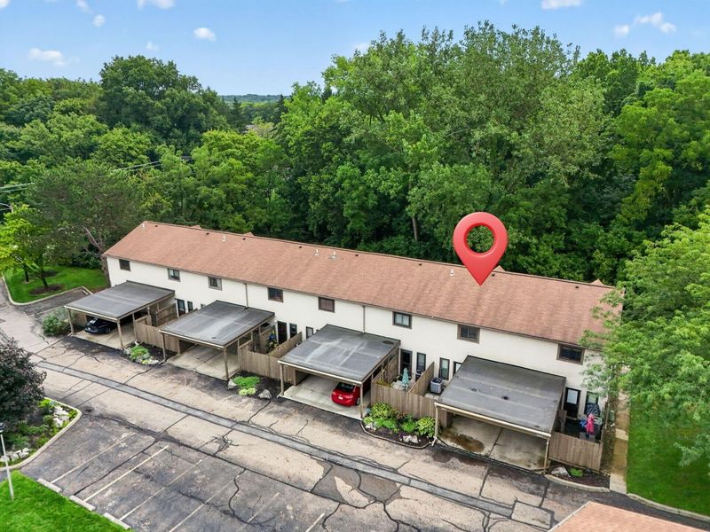 3203 Summerdale Lane , Unit 60, Columbus, OH 43221 Photo 2