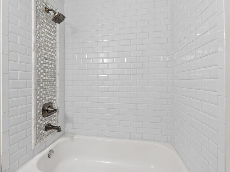 3203 Summerdale Lane , Unit 60, Columbus, OH 43221 Photo 21