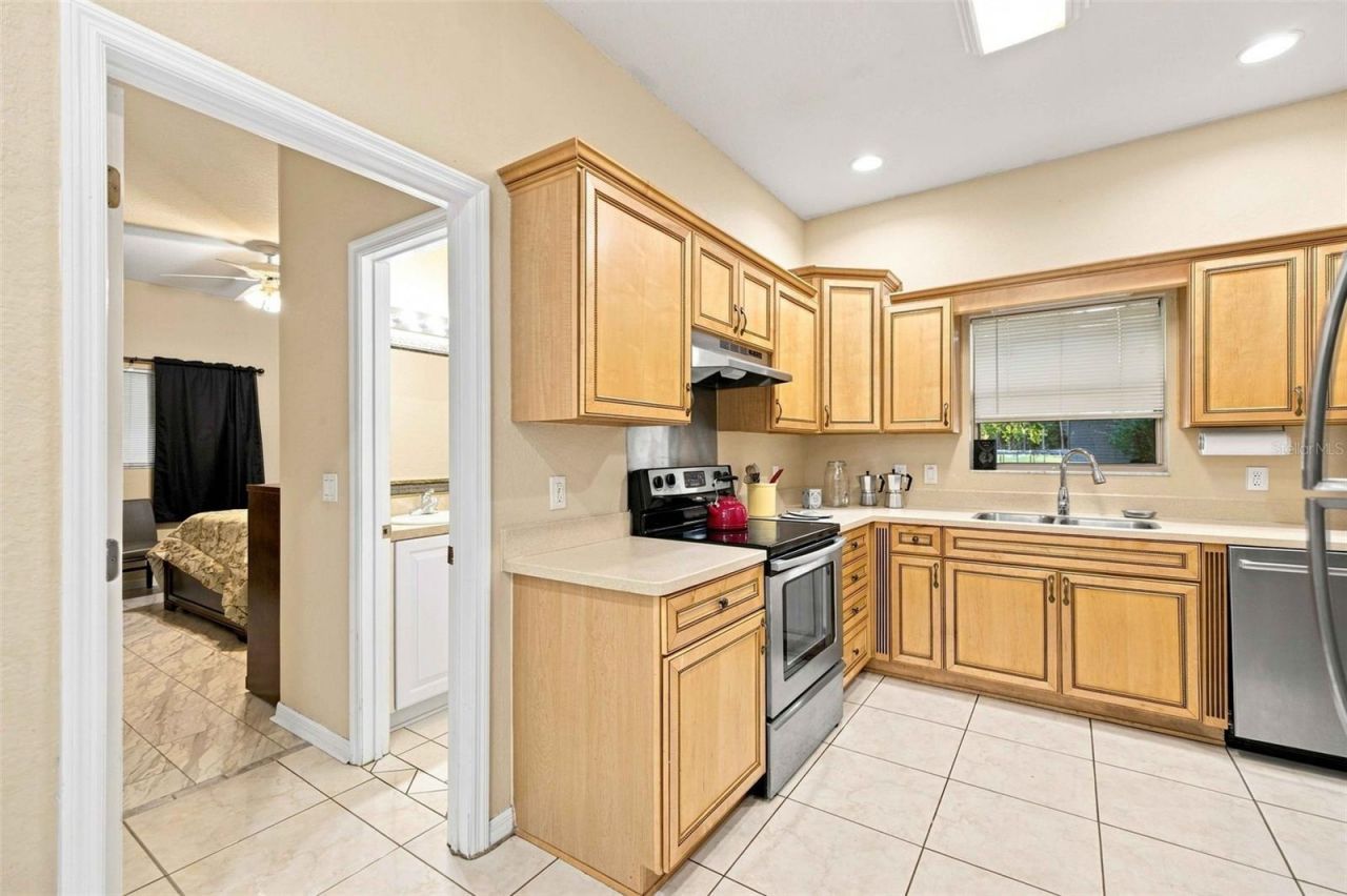 1050 NE 165th Street , Citra, FL 32113 Photo