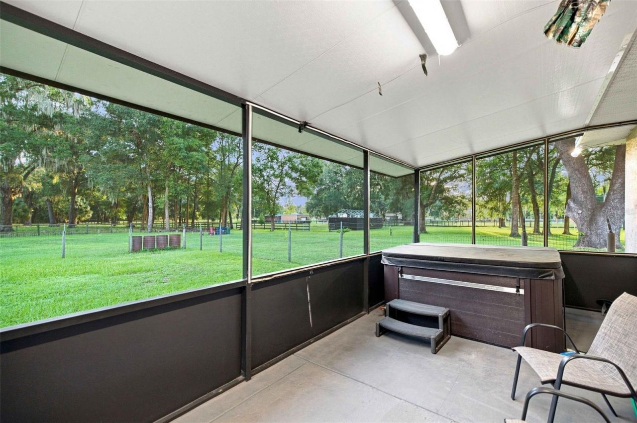 1050 NE 165th Street , Citra, FL 32113 Photo