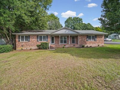 1807 Lynhurst Drive , Camden, SC 29020