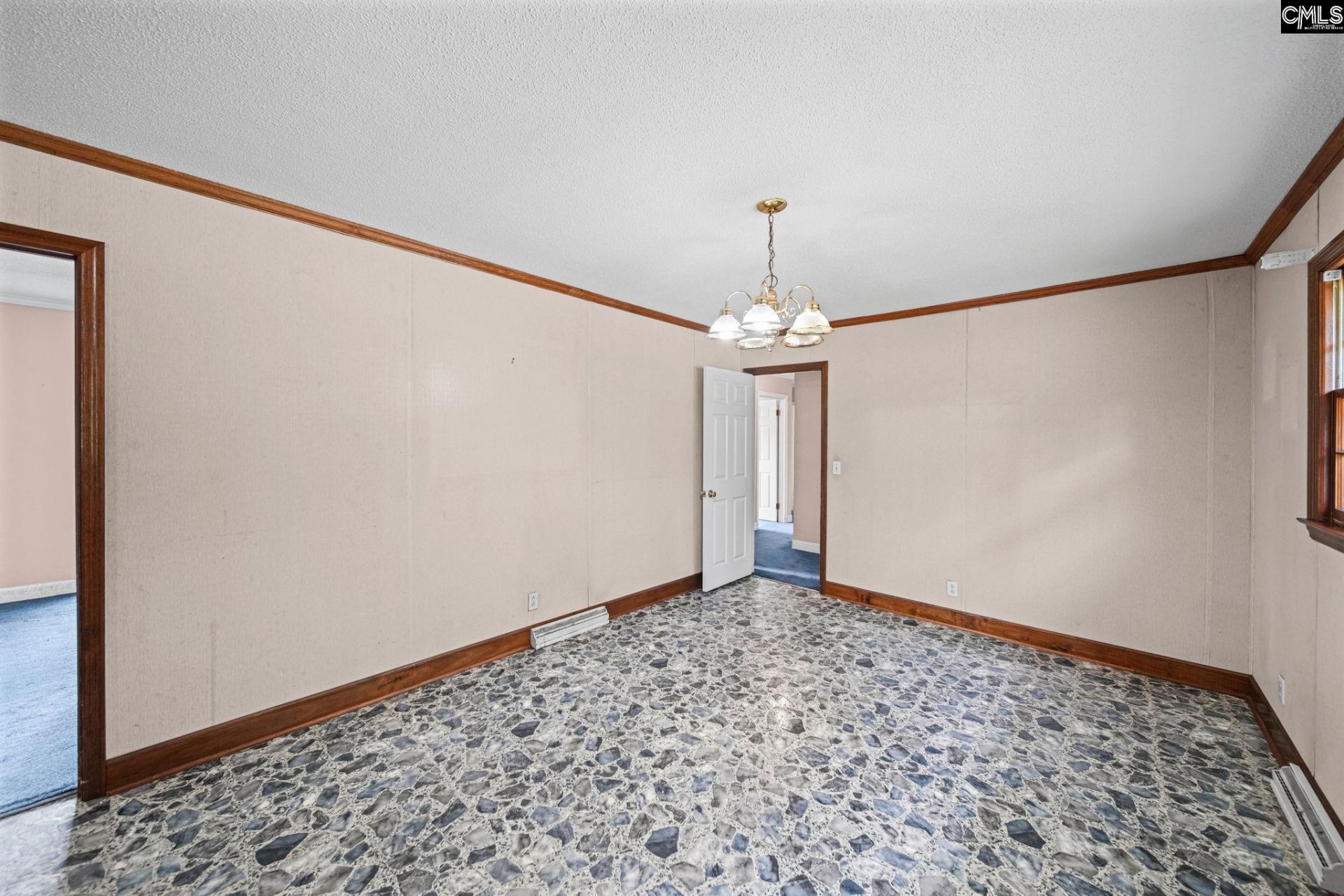 1807 Lynhurst Drive  Photo 17