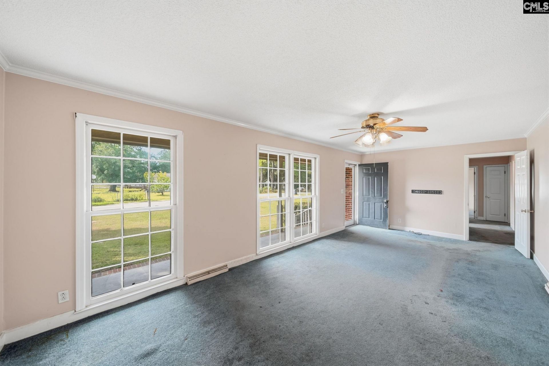 1807 Lynhurst Drive  Photo 6