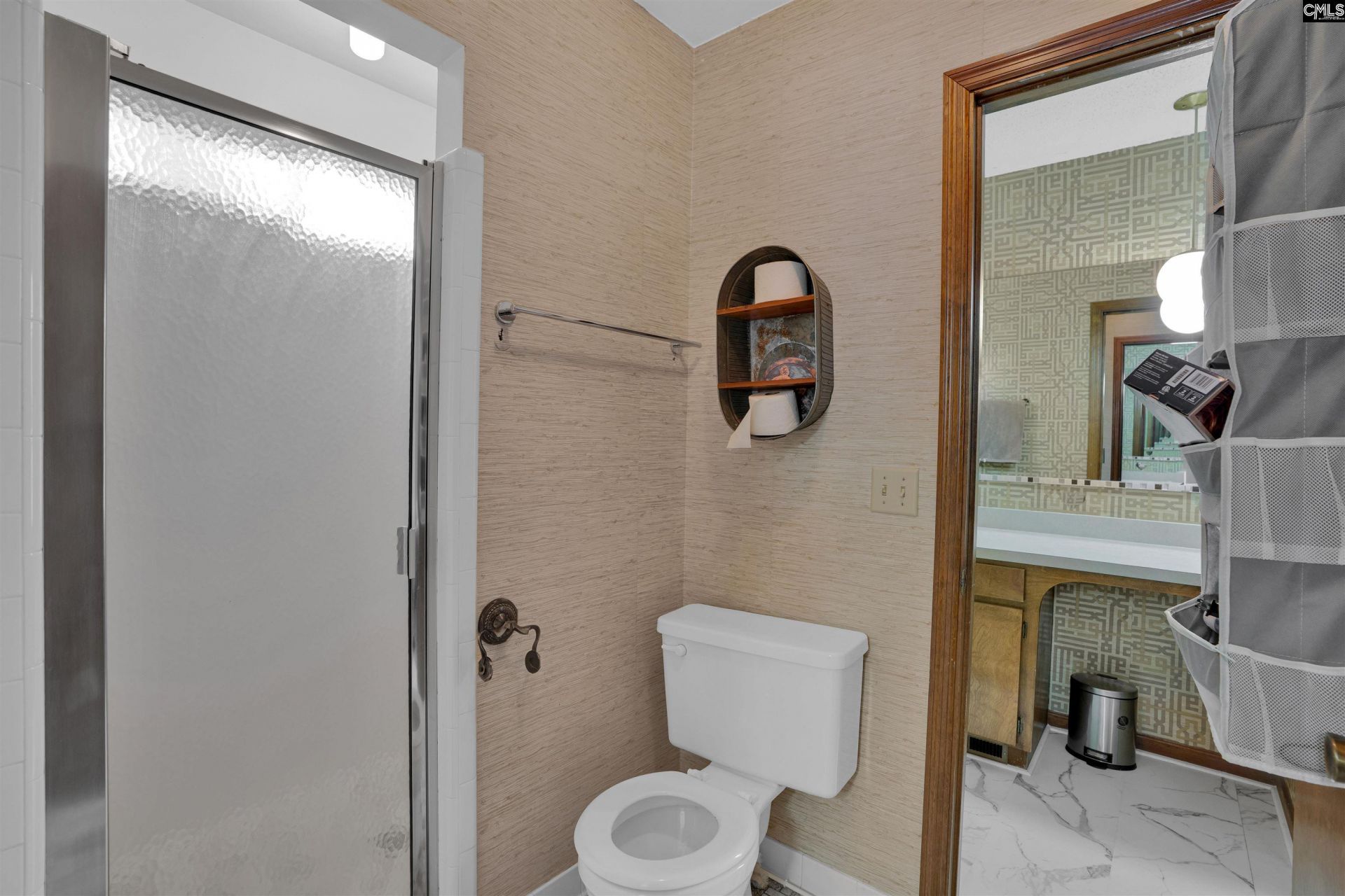 5807 Wescott Road  Photo 12