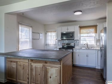 5825 N Street, Omaha, NE 68117