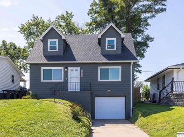 5825 N Street, Omaha, NE 68117
