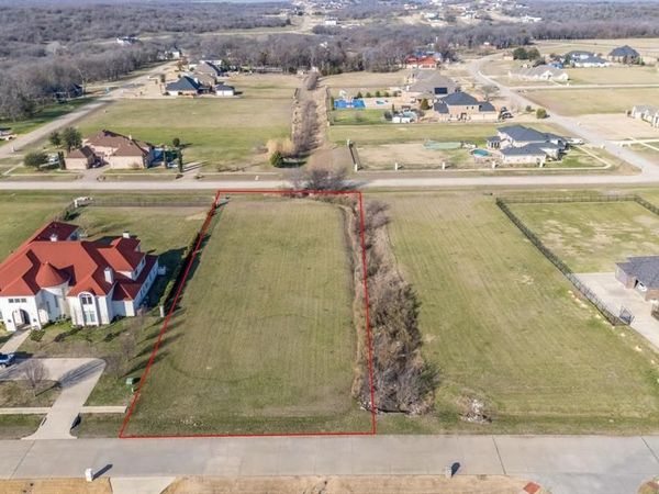 1703 Pebble Beach Lane , Cedar Hill, TX 75104