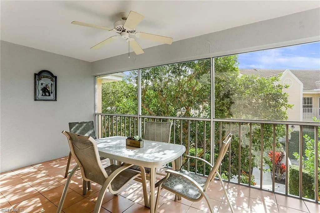5635 Turtle Bay Dr, Unit 8, Naples, FL 34108 Photo