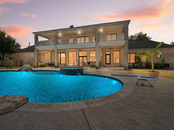 304 Harmony LN , Georgetown, TX 78628