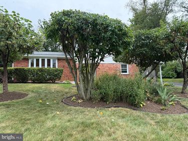 3921 FOREST GROVE DRIVE, ANNANDALE, VA 22003