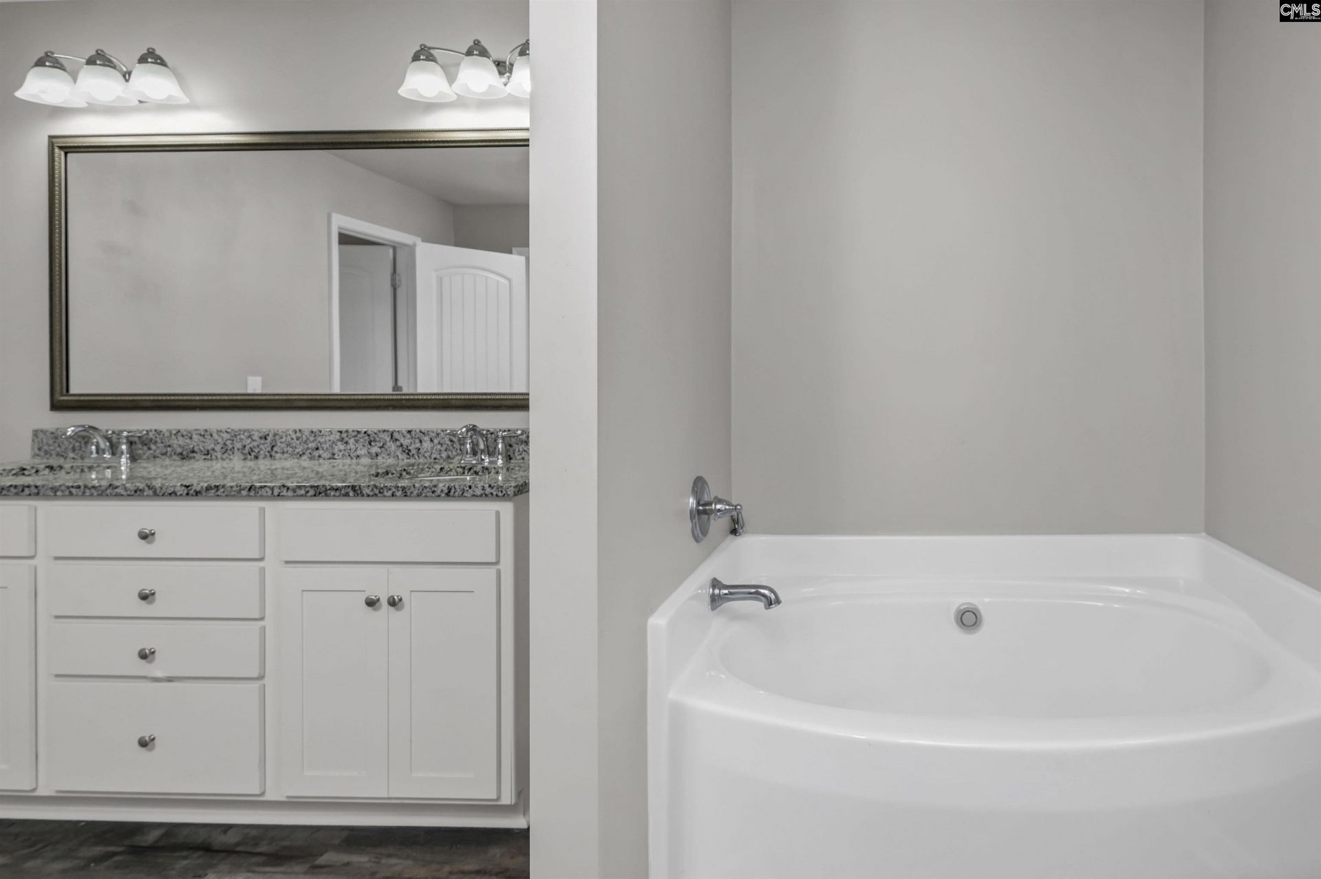 416 Sasanqua Lane  Photo 32